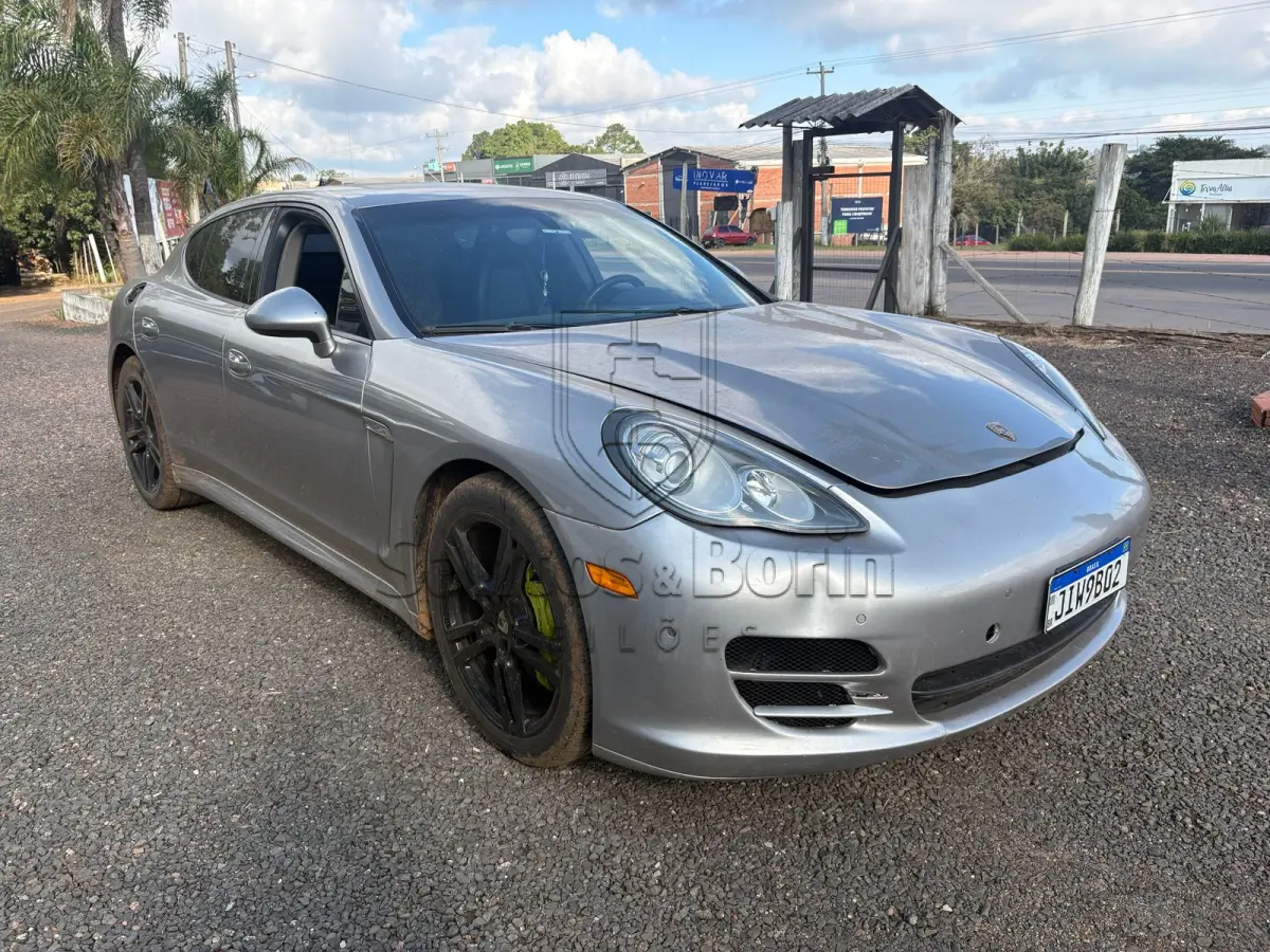 LOTE 003 - PORSHE PANAMERA