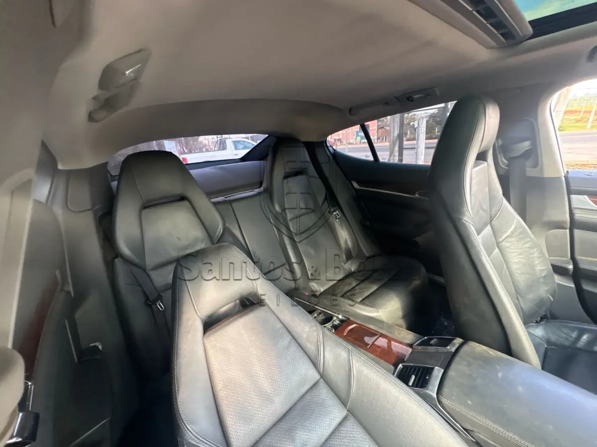 LOTE 003 - PORSHE PANAMERA